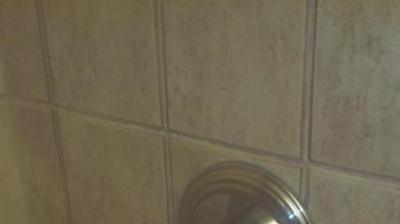 Kohler Tub/Shower Faucet Photo